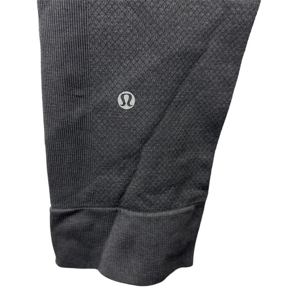 Lululemon Seamlessly Street Crop Leggings
Charcoal - Picture 5 of 9